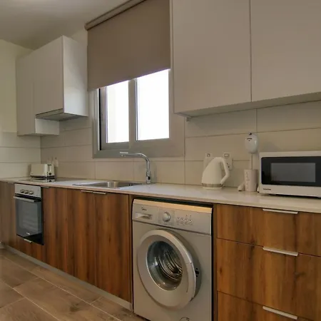 Phaedrus Living Coral Allure Appartement Larnaca